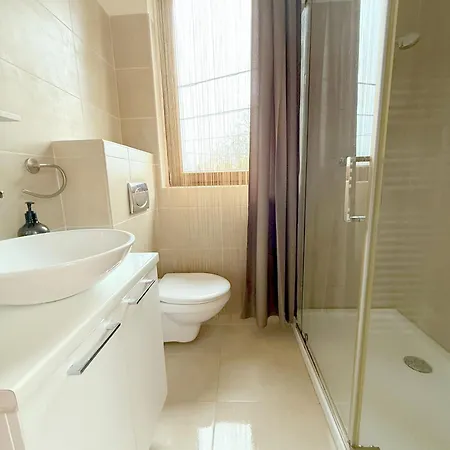 ゲストハウス Farkas Vendeghaz